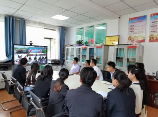 tapplay  收看“党课开讲啦”专题节目