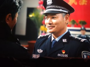 tapplay开展《雅丹卫士》观影主题党日活动